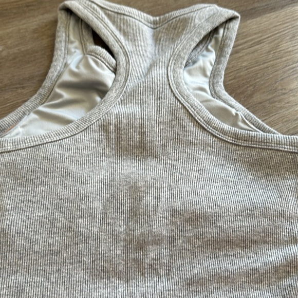 Alo Ribbed Aspire Tank - Picture 5 of 5